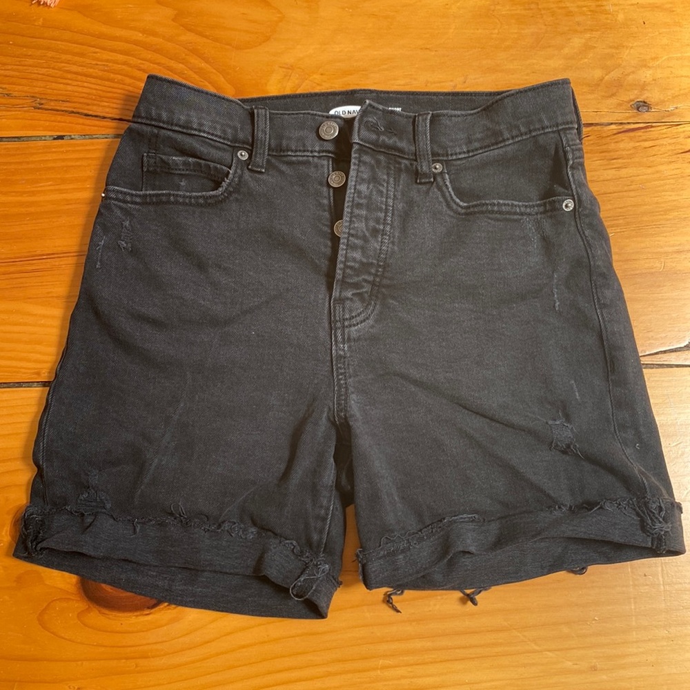 Old Navy Size 6 black jean shorts